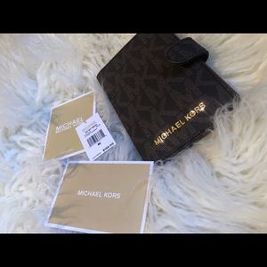 Michael Kors Jet Set Travel Card/Holder